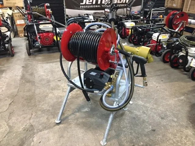 Maxflow 25/250 PTO Washer with Reel